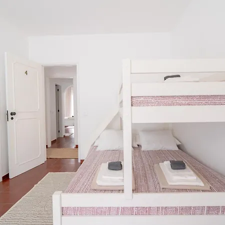 5 Bedroom House In Luz, Lagos