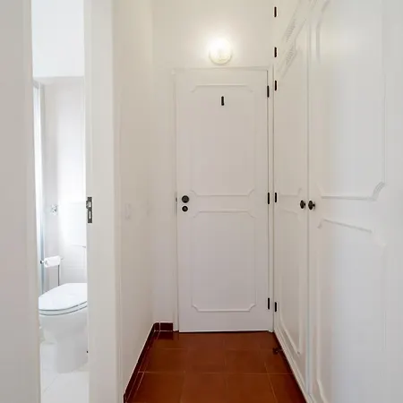 5 Bedroom House In Luz, Lagos *