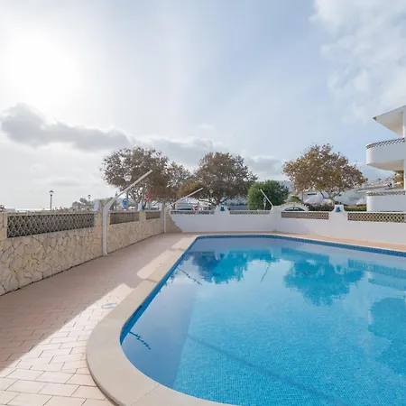 Σπίτι διακοπών 5 Bedroom House In Luz, Lagos