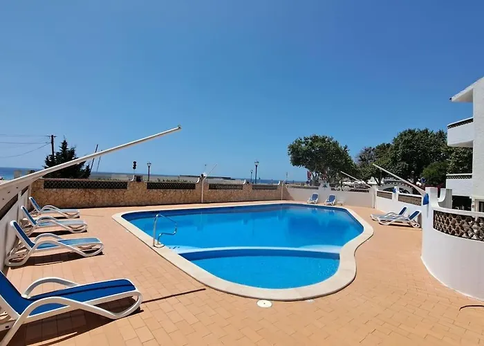 5 Bedroom House In Luz, Lagos