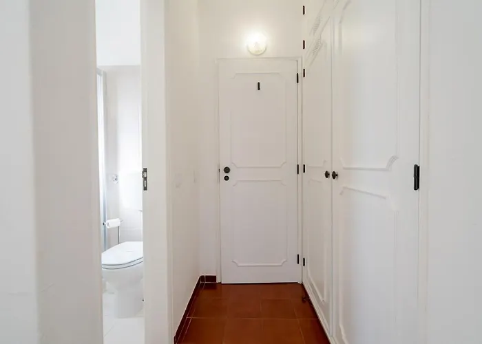 5 Bedroom House In Luz, Lagos *