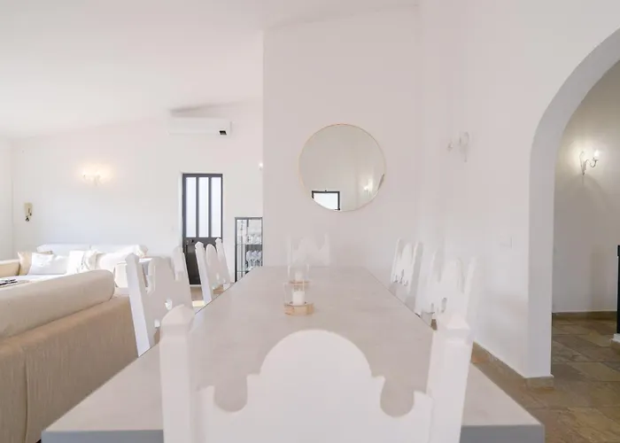 5 Bedroom House In Luz, Lagos Casa de Férias