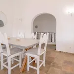 5 Bedroom House In Luz, Lagos 펜션 *