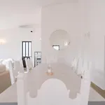 5 Bedroom House In Luz, Lagos 펜션