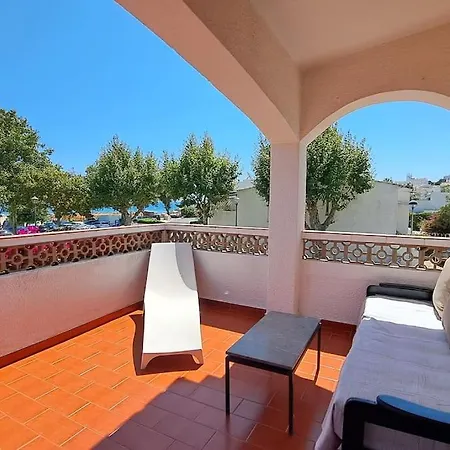 5 Bedroom House In Luz, Lagos